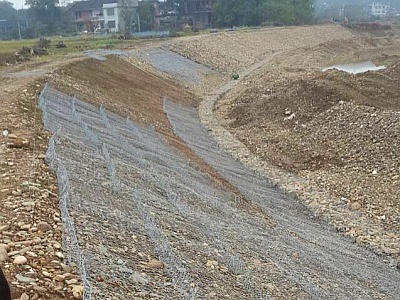 賓格網石籠河堤護坡